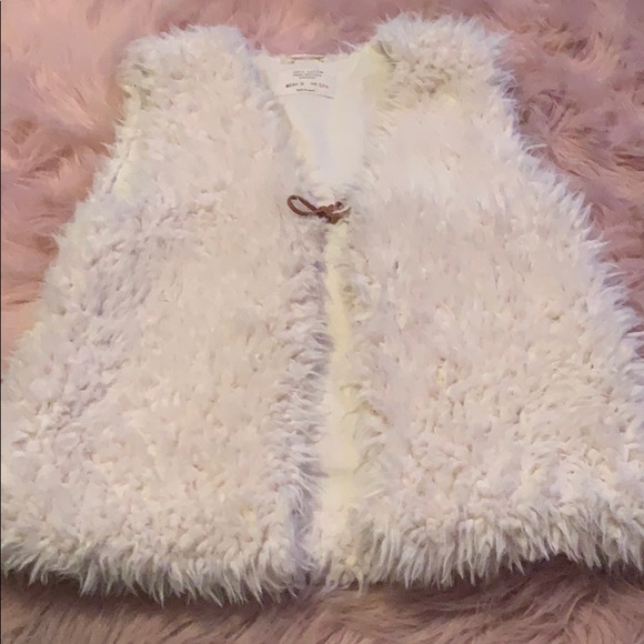 Fur vest - Picture 1 of 3